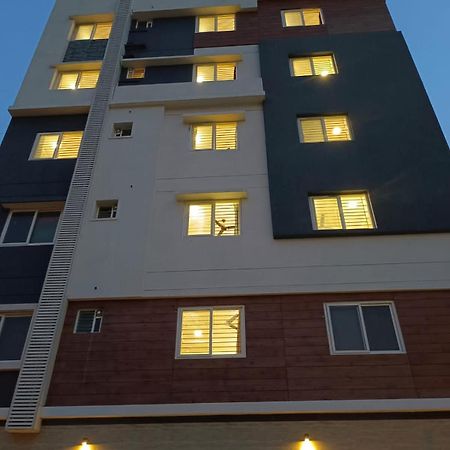 Symphony Suites Bengaluru Zewnętrze zdjęcie
